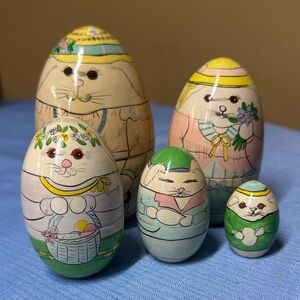 Enesco Wood Nesting Bunny Rabbit Dolls 5 Piece Mother With Children Vintage 80s